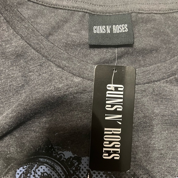 NEW Guns N’ Roses tanktop men’s size xl Rock shirt  New With Tags - Picture 2 of 5